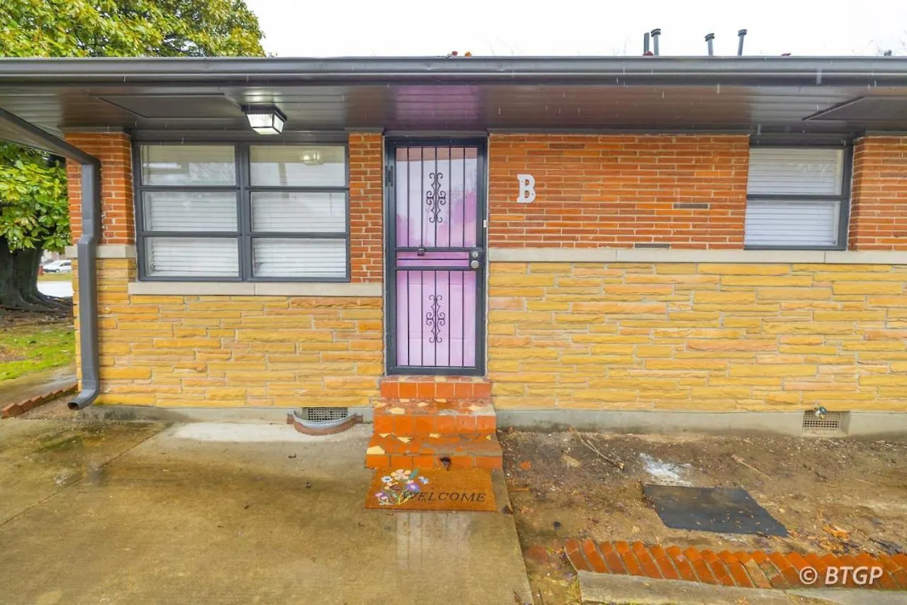 Retro Retreat Walk To Graceland With Free Parking And Wifi Memphis Holiday home