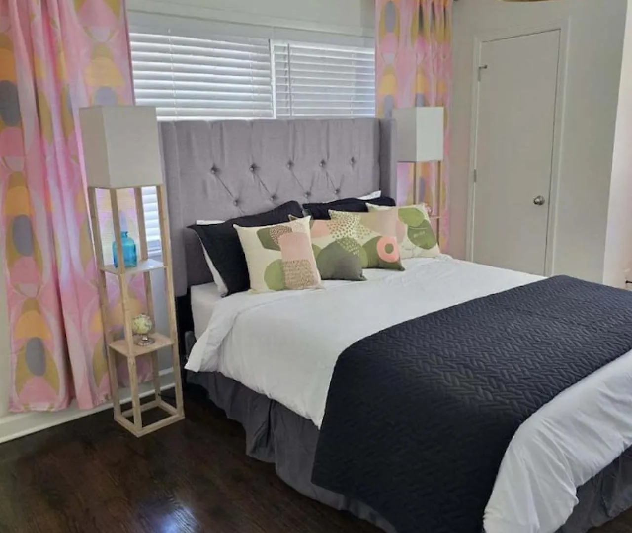 Retro Retreat Walk To Graceland With Free Parking And Wifi Memphis Holiday home